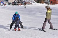 teaching-kids-to-ski