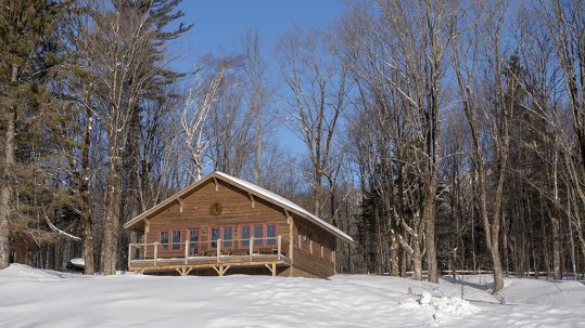 The Classic Vermont Seesaw’s Lodge Stays True to its Roots