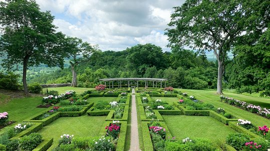 5 Vermont Public Gardens to Visit in 2023