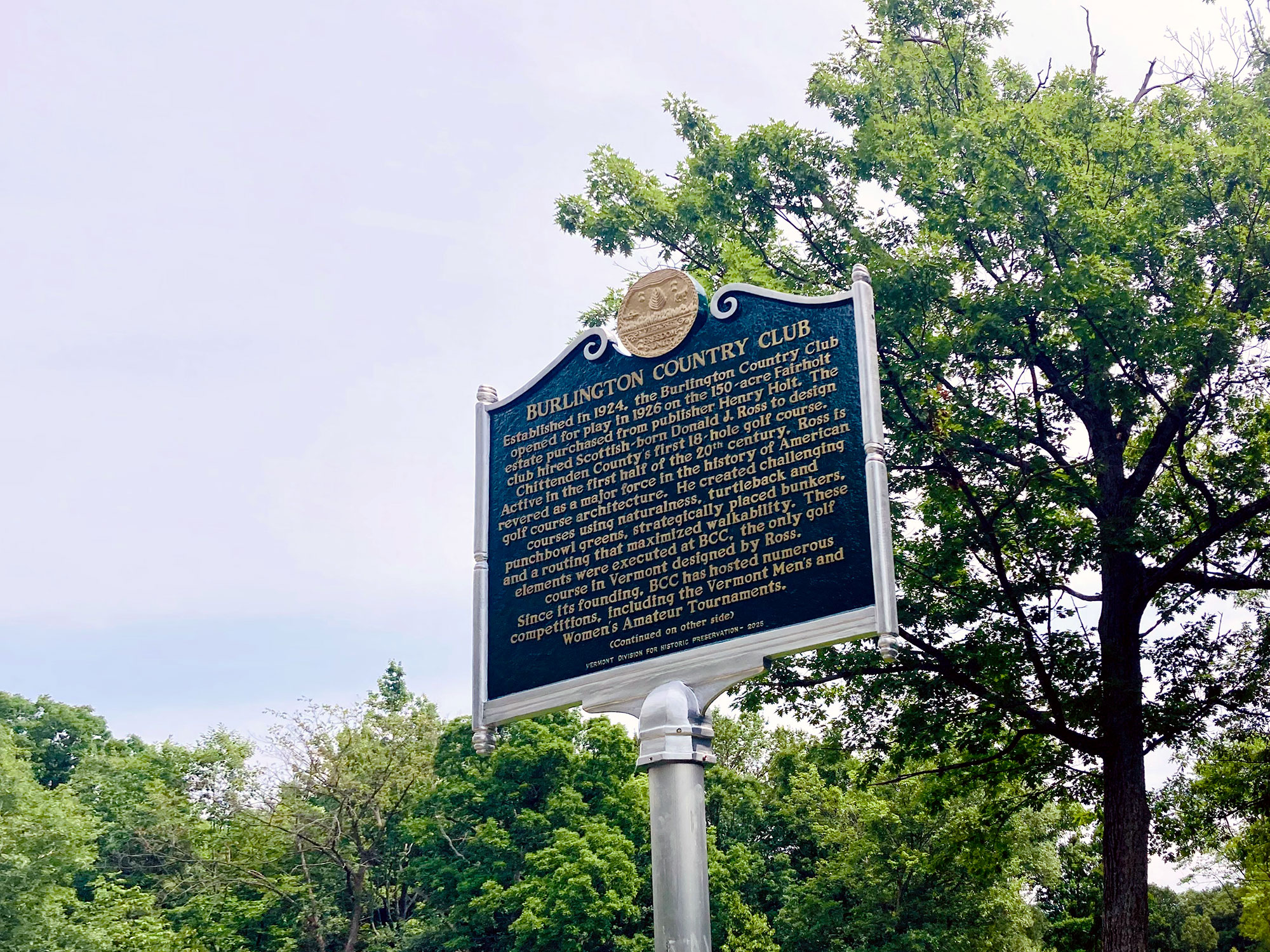 Burlington_Country_Club_sign