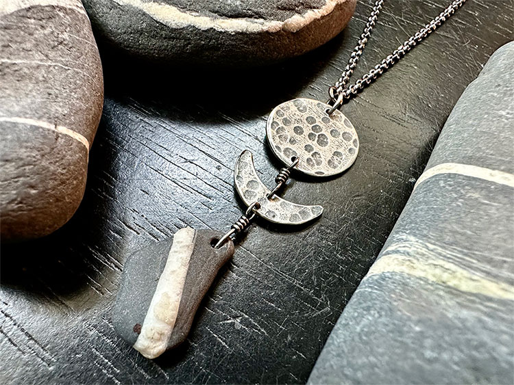 jennifer-kahn-jewelry Vermont gift guide 2025 Jennifer Kahn jewelry